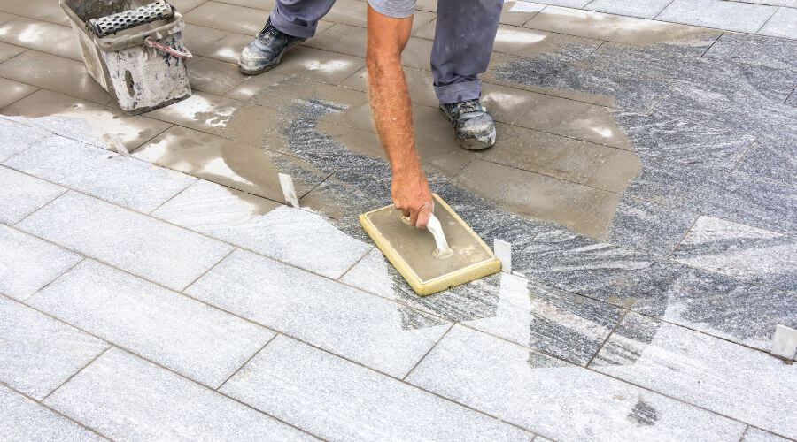 Expert Emergency Roof Repairs services in Garrison, ND